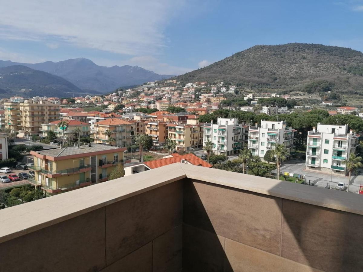 Grand Hotel Pietra Ligure Luaran gambar