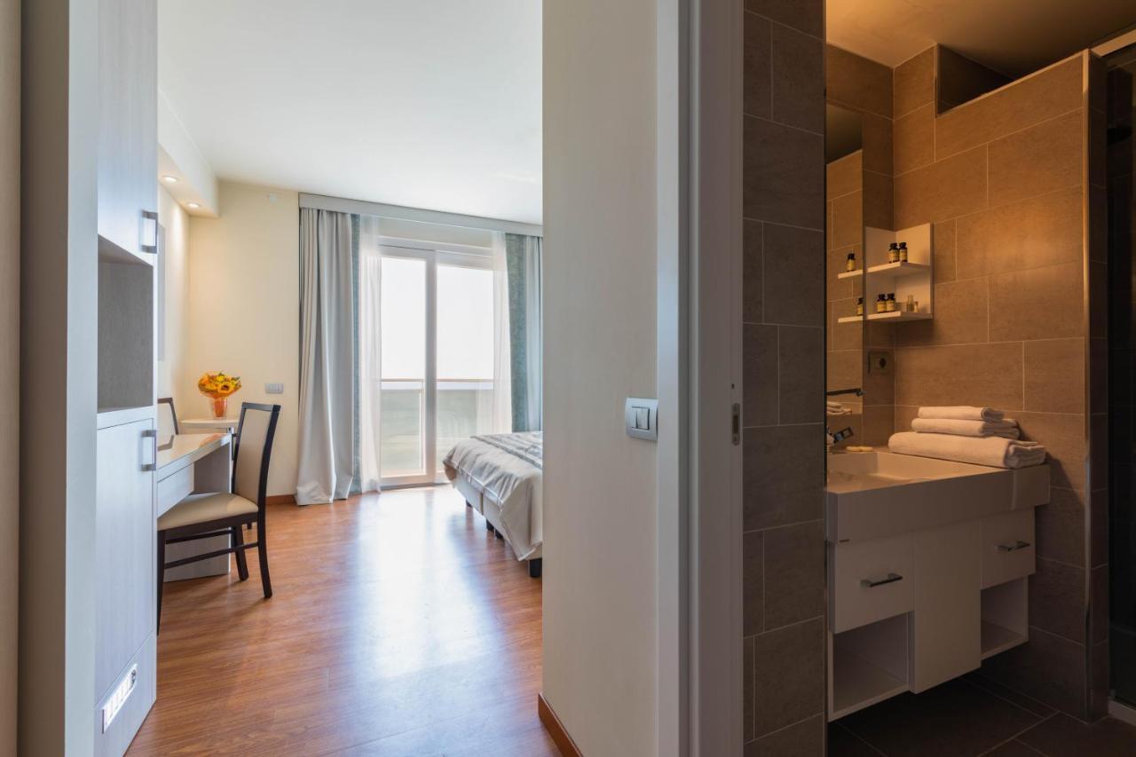 Grand Hotel Pietra Ligure Luaran gambar
