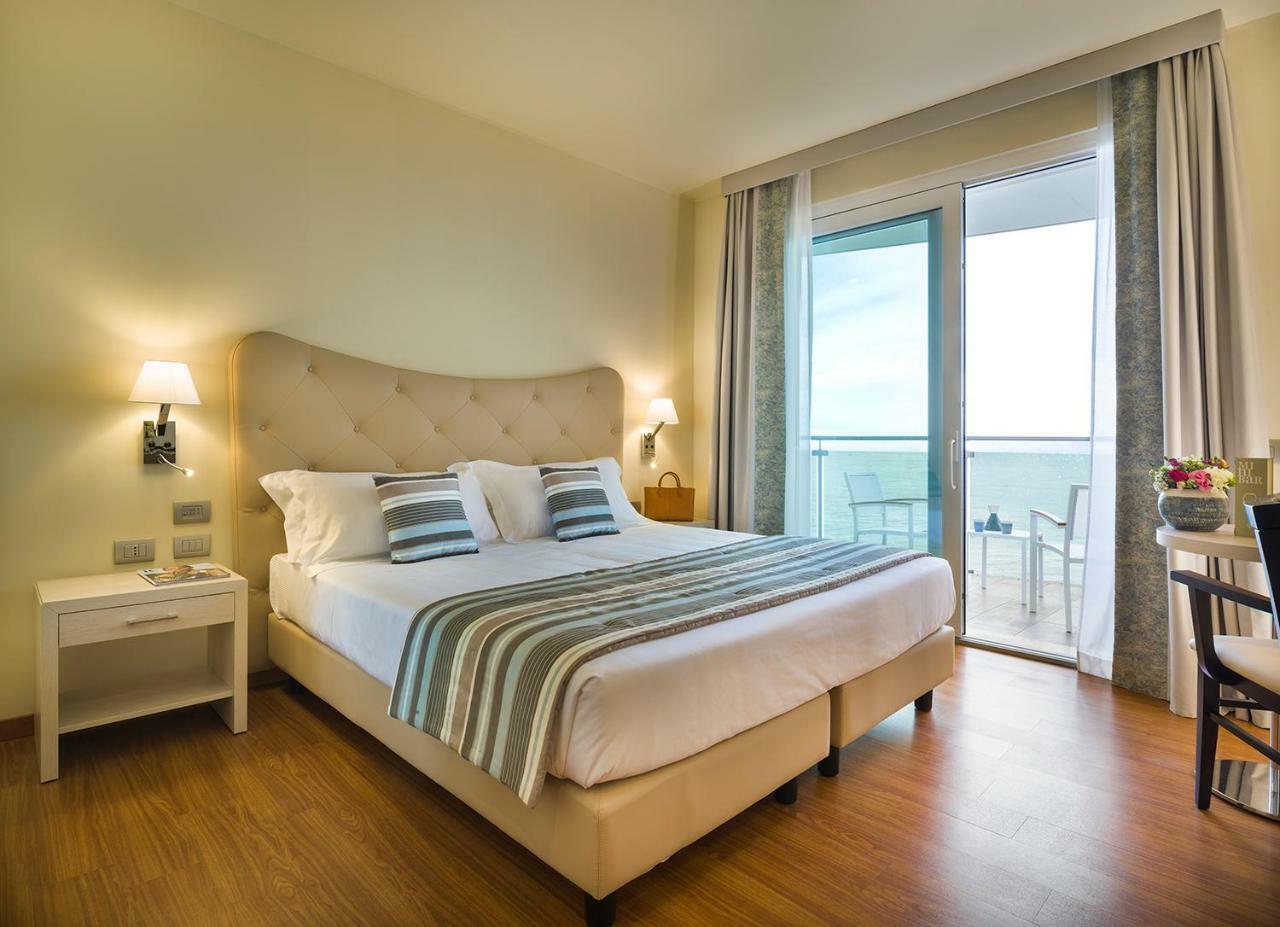 Grand Hotel Pietra Ligure Luaran gambar